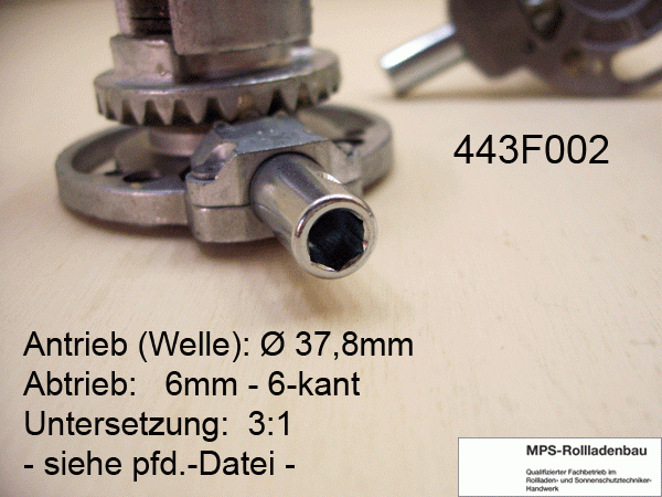 443F002, Kegelradgetriebe, Kurbelgetriebe Rundwelle 3:1